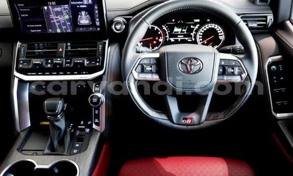 Buy Used Toyota Land Cruiser Silver Car in Lusaka in Zambia Buy Used Toyota Land Cruiser Silver Car in Lusaka in Zambia