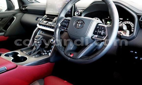 Buy Used Toyota Land Cruiser Silver Car in Lusaka in Zambia Buy Used Toyota Land Cruiser Silver Car in Lusaka in Zambia