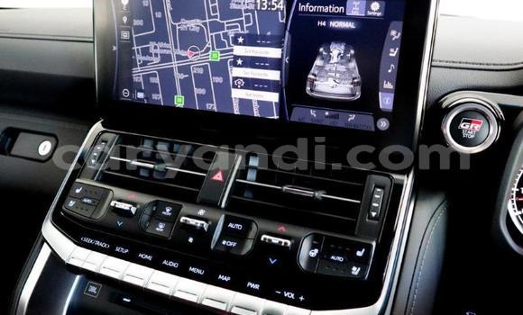 Buy Used Toyota Land Cruiser Silver Car in Lusaka in Zambia Buy Used Toyota Land Cruiser Silver Car in Lusaka in Zambia