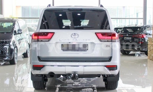 Buy Used Toyota Land Cruiser Silver Car in Lusaka in Zambia Buy Used Toyota Land Cruiser Silver Car in Lusaka in Zambia