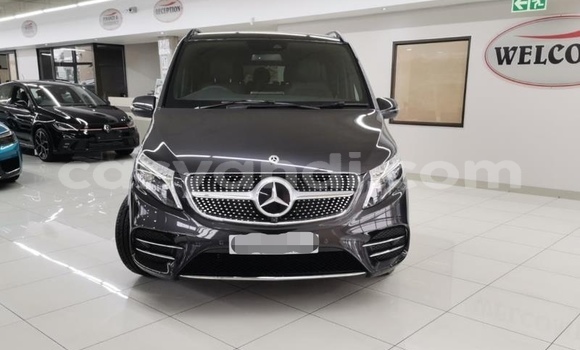 Acheter Occasion Voiture Mercedes‒Benz V-klasse Noir à Lusaka, Zambie Acheter Occasion Voiture Mercedes‒Benz V-klasse Noir à Lusaka, Zambie
