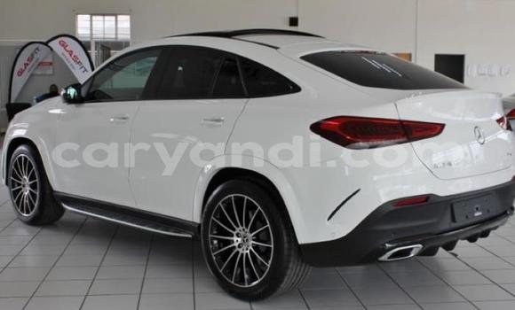 Acheter Occasion Voiture Mercedes‒Benz GLE Blanc à Lusaka, Zambie Acheter Occasion Voiture Mercedes‒Benz GLE Blanc à Lusaka, Zambie