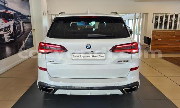 Acheter Occasion Voiture BMW X5 M Blanc à Lusaka, Zambie Acheter Occasion Voiture BMW X5 M Blanc à Lusaka, Zambie