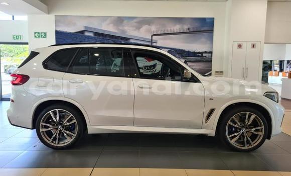 Acheter Occasion Voiture BMW X5 M Blanc à Lusaka, Zambie Acheter Occasion Voiture BMW X5 M Blanc à Lusaka, Zambie
