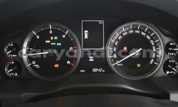 Buy Used Toyota Land Cruiser White Car in Livingstone in Zambia Buy Used Toyota Land Cruiser White Car in Livingstone in Zambia
