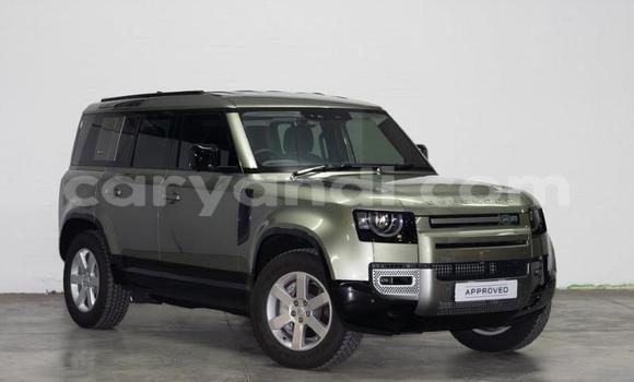 Buy Used Land Rover Defender Green Car in Lusaka in Zambia