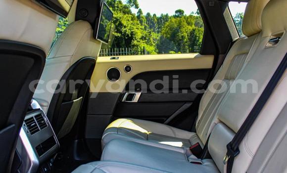 Acheter Occasion Voiture Land Rover Range Rover Sport Rouge à Lusaka, Zambie Acheter Occasion Voiture Land Rover Range Rover Sport Rouge à Lusaka, Zambie