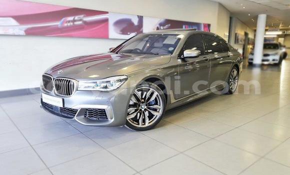 Acheter Occasion Voiture BMW 7-Series Gris à Lusaka, Zambie Acheter Occasion Voiture BMW 7-Series Gris à Lusaka, Zambie