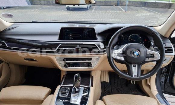 Acheter Occasion Voiture BMW 7-Series Gris à Lusaka, Zambie Acheter Occasion Voiture BMW 7-Series Gris à Lusaka, Zambie