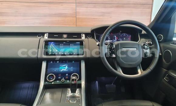 Tenga Tsaru Land Rover Range Rover Sport Chena Mota in Livingstone in Zambia Tenga Tsaru Land Rover Range Rover Sport Chena Mota in Livingstone in Zambia