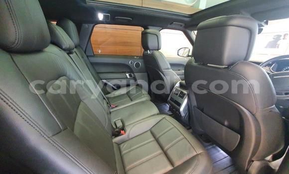 Tenga Tsaru Land Rover Range Rover Sport Chena Mota in Livingstone in Zambia Tenga Tsaru Land Rover Range Rover Sport Chena Mota in Livingstone in Zambia