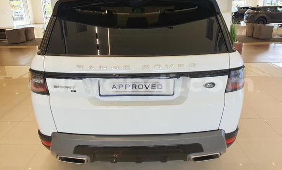 Tenga Tsaru Land Rover Range Rover Sport Chena Mota in Livingstone in Zambia Tenga Tsaru Land Rover Range Rover Sport Chena Mota in Livingstone in Zambia