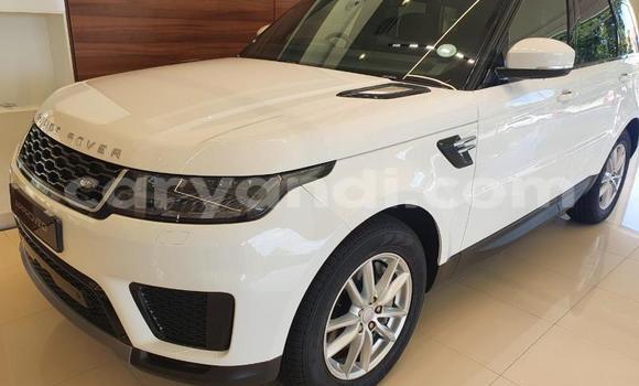 Tenga Tsaru Land Rover Range Rover Sport Chena Mota in Livingstone in Zambia Tenga Tsaru Land Rover Range Rover Sport Chena Mota in Livingstone in Zambia