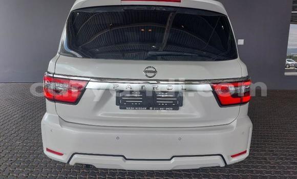 Acheter Occasion Voiture Nissan Patrol Blanc à Lusaka, Zambie Acheter Occasion Voiture Nissan Patrol Blanc à Lusaka, Zambie