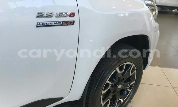 Buy Used Toyota Hilux White Car in Chilanga in Lusaka Buy Used Toyota Hilux White Car in Chilanga in Lusaka