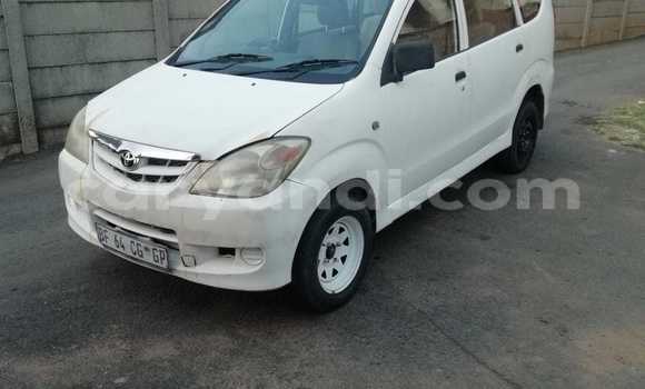 Nunua Ilio tumika Toyota Avanza Nyeupe Gari ndani ya Chambishi nchini Copperbelt Nunua Ilio tumika Toyota Avanza Nyeupe Gari ndani ya Chambishi nchini Copperbelt