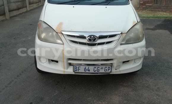 Nunua Ilio tumika Toyota Avanza Nyeupe Gari ndani ya Chambishi nchini Copperbelt Nunua Ilio tumika Toyota Avanza Nyeupe Gari ndani ya Chambishi nchini Copperbelt