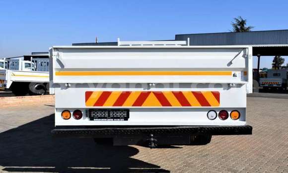 Tenga Tsaru Ford E 150 Cargo Van Chena Rori in Lusaka in Zambia Tenga Tsaru Ford E 150 Cargo Van Chena Rori in Lusaka in Zambia