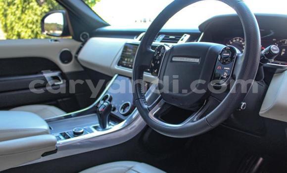 Acheter Occasion Voiture Land Rover Range Rover Sport Gris à Livingstone, Zambie Acheter Occasion Voiture Land Rover Range Rover Sport Gris à Livingstone, Zambie