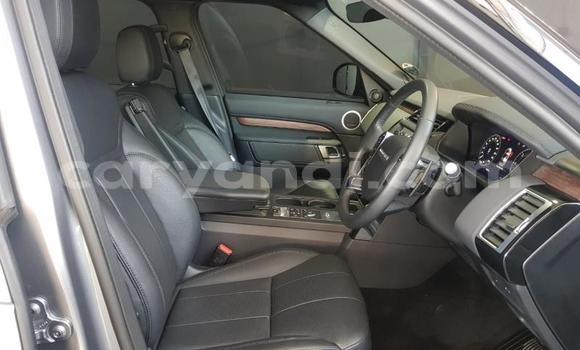 Nunua Ilio tumika Land Rover Discovery Sport Fedha Gari ndani ya Lusaka nchini Zambia Nunua Ilio tumika Land Rover Discovery Sport Fedha Gari ndani ya Lusaka nchini Zambia