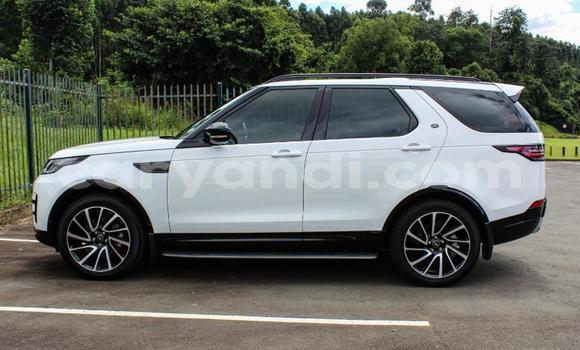 Acheter Occasion Voiture Land Rover Discovery Sport Blanc à Lusaka, Zambie Acheter Occasion Voiture Land Rover Discovery Sport Blanc à Lusaka, Zambie