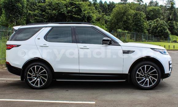 Acheter Occasion Voiture Land Rover Discovery Sport Blanc à Lusaka, Zambie Acheter Occasion Voiture Land Rover Discovery Sport Blanc à Lusaka, Zambie