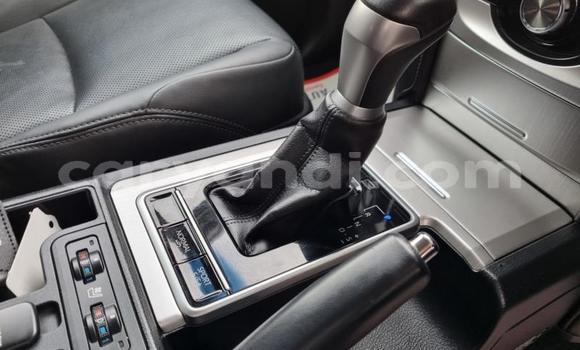 Acheter Occasion Voiture Toyota Land Cruiser Prado Blanc à Lusaka, Zambie Acheter Occasion Voiture Toyota Land Cruiser Prado Blanc à Lusaka, Zambie