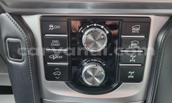Acheter Occasion Voiture Toyota Land Cruiser Prado Blanc à Lusaka, Zambie Acheter Occasion Voiture Toyota Land Cruiser Prado Blanc à Lusaka, Zambie