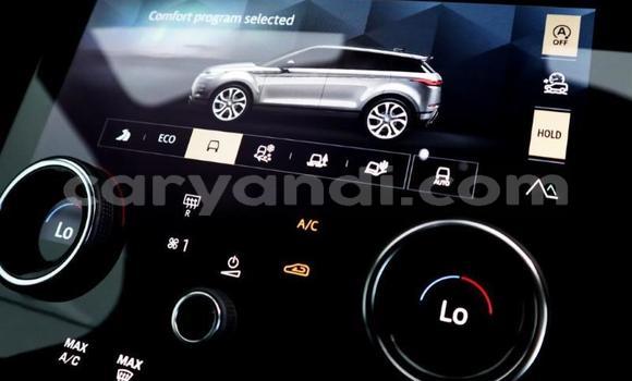 Acheter Occasion Voiture Land Rover Range Rover Evoque Gris à Livingstone, Zambie Acheter Occasion Voiture Land Rover Range Rover Evoque Gris à Livingstone, Zambie