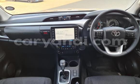 Acheter Occasion Voiture Toyota Hilux Marron à Lusaka, Zambie Acheter Occasion Voiture Toyota Hilux Marron à Lusaka, Zambie
