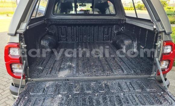 Acheter Occasion Voiture Toyota Hilux Marron à Lusaka, Zambie Acheter Occasion Voiture Toyota Hilux Marron à Lusaka, Zambie