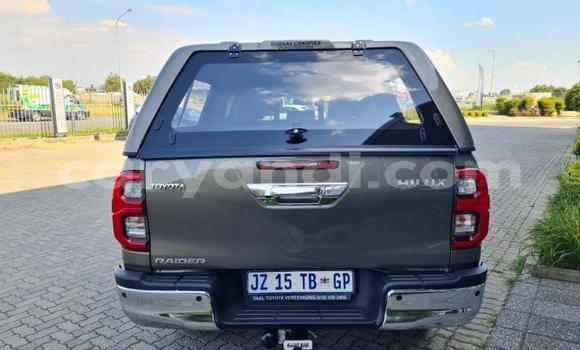 Acheter Occasion Voiture Toyota Hilux Marron à Lusaka, Zambie Acheter Occasion Voiture Toyota Hilux Marron à Lusaka, Zambie