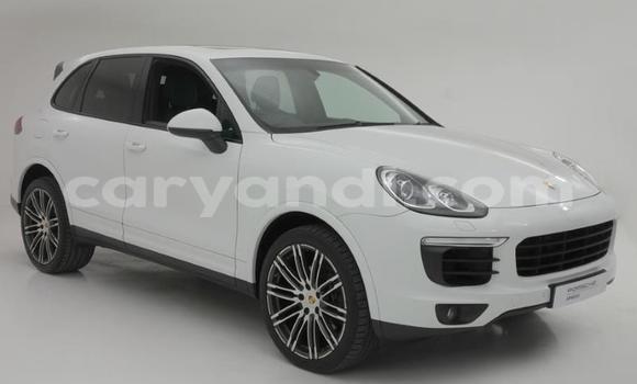 Buy Used Porsche Cayenne White Car in Lusaka in Zambia