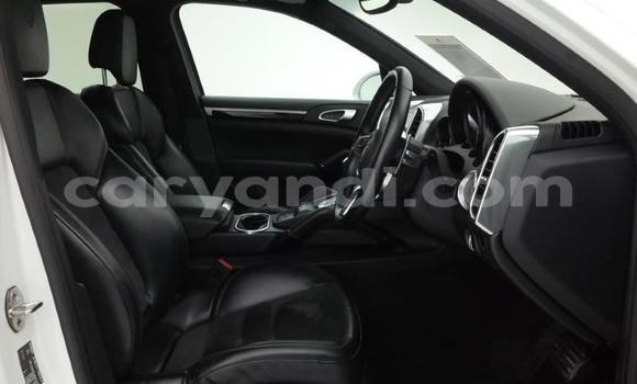 Acheter Occasion Voiture Porsche Cayenne Blanc à Lusaka, Zambie Acheter Occasion Voiture Porsche Cayenne Blanc à Lusaka, Zambie