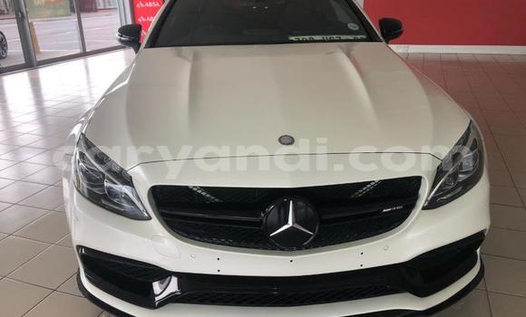 Acheter Occasion Voiture Mercedes‒Benz C-klasse AMG Blanc à Lusaka, Zambie Acheter Occasion Voiture Mercedes‒Benz C-klasse AMG Blanc à Lusaka, Zambie