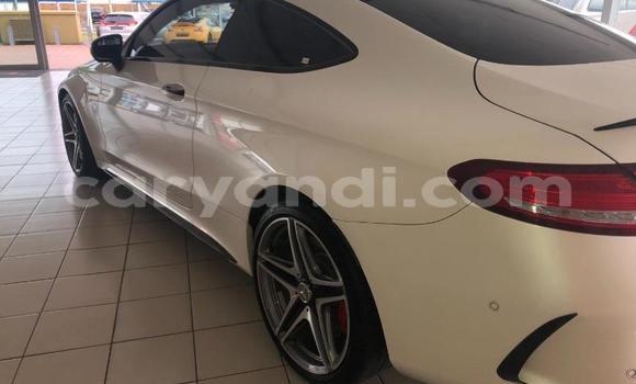 Acheter Occasion Voiture Mercedes‒Benz C-klasse AMG Blanc à Lusaka, Zambie Acheter Occasion Voiture Mercedes‒Benz C-klasse AMG Blanc à Lusaka, Zambie