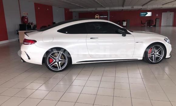 Acheter Occasion Voiture Mercedes‒Benz C-klasse AMG Blanc à Lusaka, Zambie Acheter Occasion Voiture Mercedes‒Benz C-klasse AMG Blanc à Lusaka, Zambie