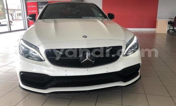 Acheter Occasion Voiture Mercedes‒Benz C-klasse AMG Blanc à Lusaka, Zambie Acheter Occasion Voiture Mercedes‒Benz C-klasse AMG Blanc à Lusaka, Zambie