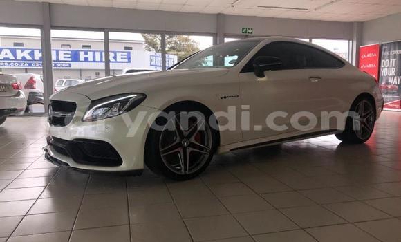 Acheter Occasion Voiture Mercedes‒Benz C-klasse AMG Blanc à Lusaka, Zambie Acheter Occasion Voiture Mercedes‒Benz C-klasse AMG Blanc à Lusaka, Zambie