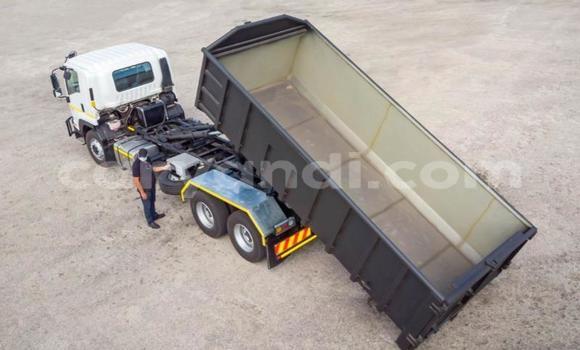 Buy Used Isuzu FTR 850 White Truck in Lusaka in Zambia Buy Used Isuzu FTR 850 White Truck in Lusaka in Zambia