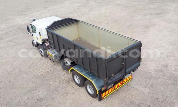 Buy Used Isuzu FTR 850 White Truck in Lusaka in Zambia Buy Used Isuzu FTR 850 White Truck in Lusaka in Zambia