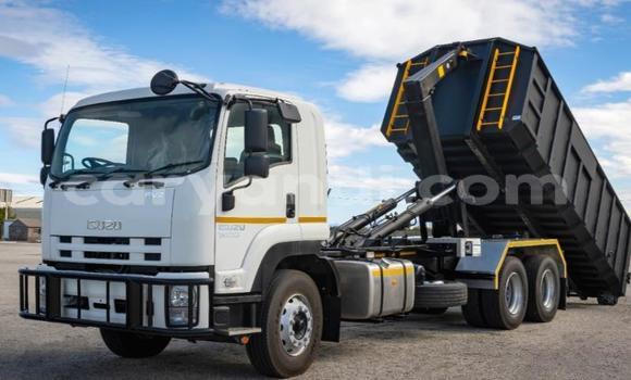 Buy Used Isuzu FTR 850 White Truck in Lusaka in Zambia Buy Used Isuzu FTR 850 White Truck in Lusaka in Zambia