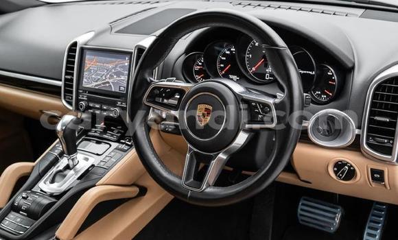 Acheter Occasion Voiture Porsche Cayenne Marron à Lusaka, Zambie Acheter Occasion Voiture Porsche Cayenne Marron à Lusaka, Zambie