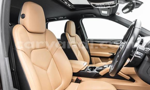 Acheter Occasion Voiture Porsche Cayenne Marron à Lusaka, Zambie Acheter Occasion Voiture Porsche Cayenne Marron à Lusaka, Zambie