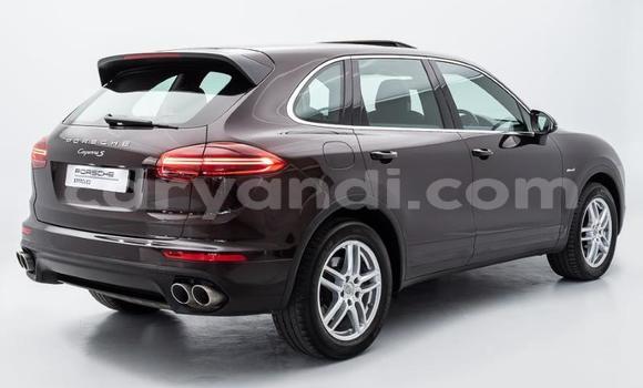 Acheter Occasion Voiture Porsche Cayenne Marron à Lusaka, Zambie Acheter Occasion Voiture Porsche Cayenne Marron à Lusaka, Zambie