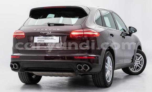 Acheter Occasion Voiture Porsche Cayenne Marron à Lusaka, Zambie Acheter Occasion Voiture Porsche Cayenne Marron à Lusaka, Zambie