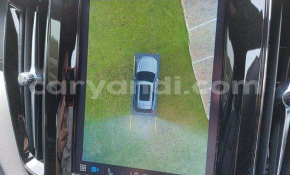 Tenga Tsaru Volvo XC60 Chena Mota in Maamba in Southern Tenga Tsaru Volvo XC60 Chena Mota in Maamba in Southern