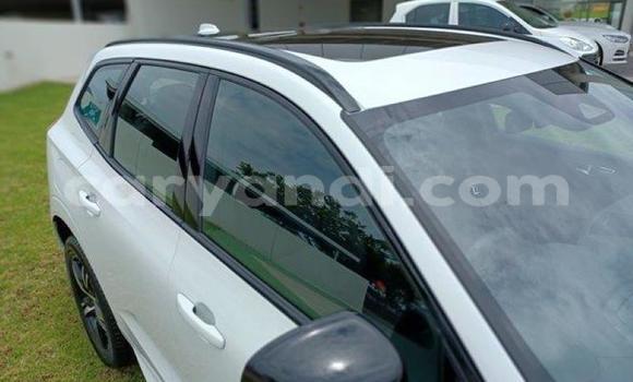 Tenga Tsaru Volvo XC60 Chena Mota in Maamba in Southern Tenga Tsaru Volvo XC60 Chena Mota in Maamba in Southern