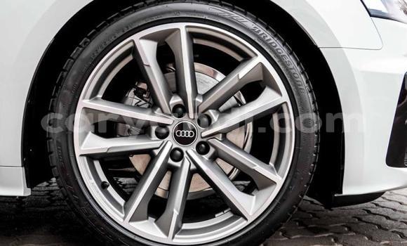 Buy Used Audi A5 White Car in Lusaka in Zambia Buy Used Audi A5 White Car in Lusaka in Zambia