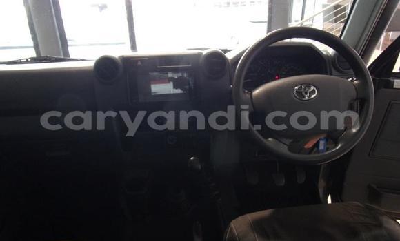 Buy Used Toyota Land Cruiser Black Car in Livingstone in Zambia Buy Used Toyota Land Cruiser Black Car in Livingstone in Zambia